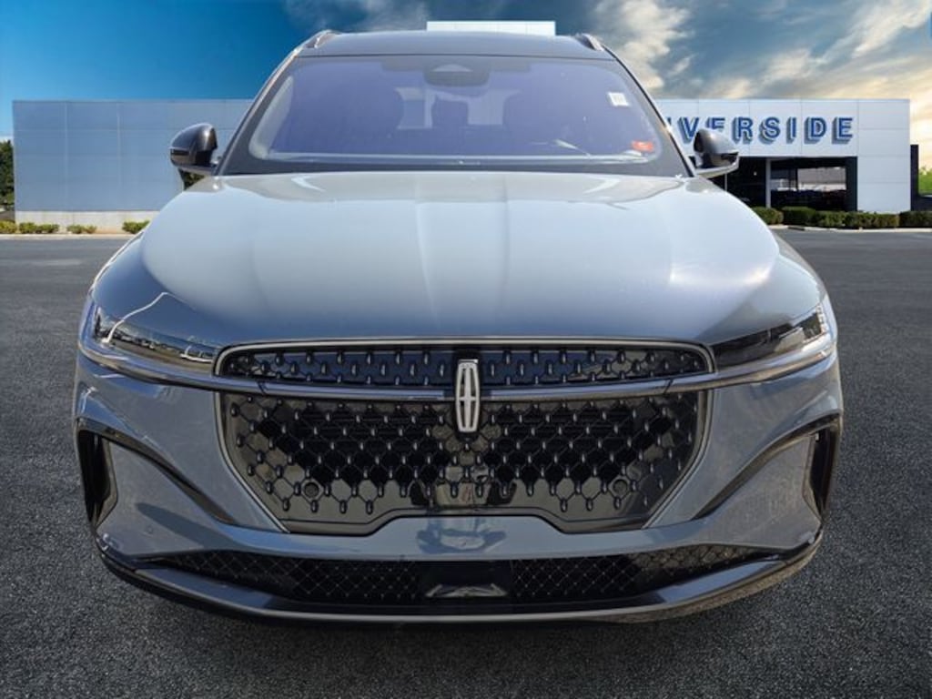 Used 2025 Lincoln Nautilus Reserve SUV