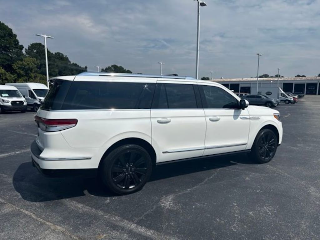 Used 2023 Lincoln Navigator L Reserve SUV