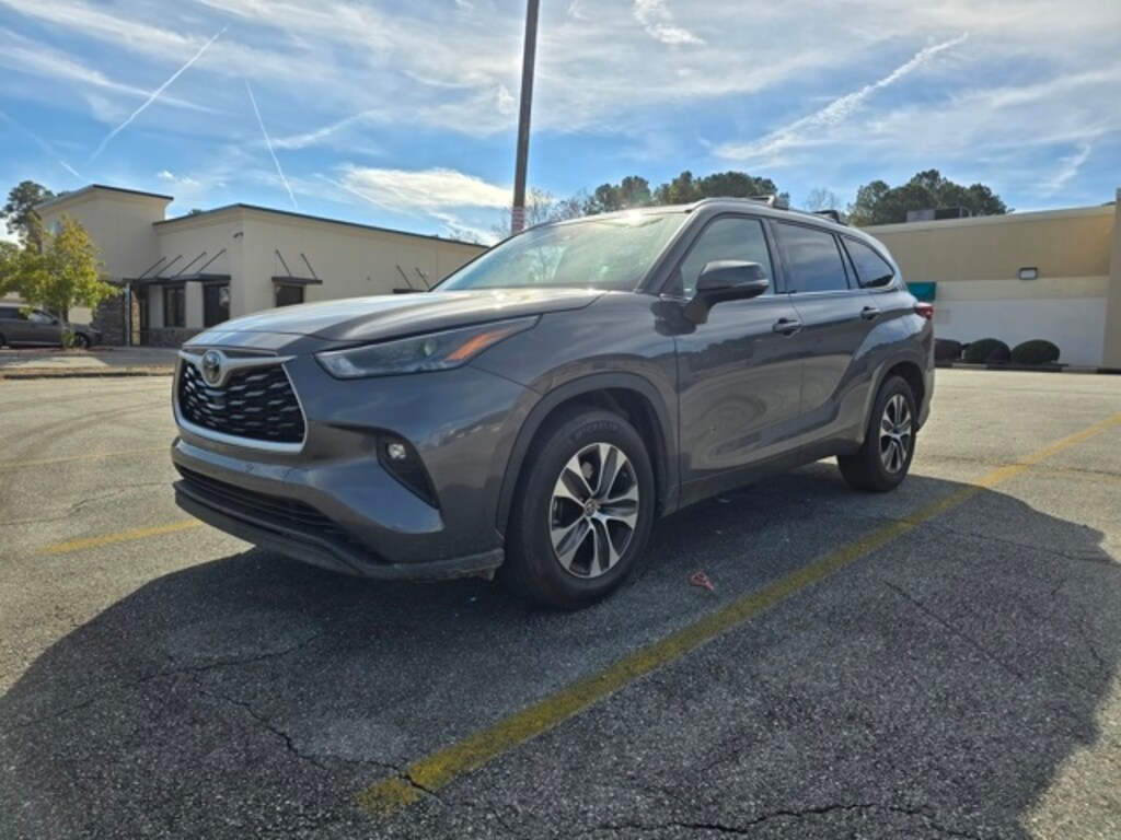 Certified 2022 Toyota Highlander XLE SUV