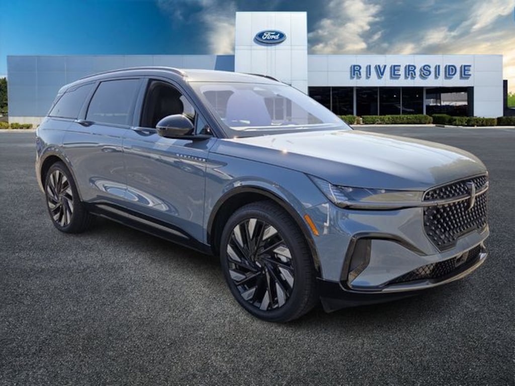 Used 2025 Lincoln Nautilus Reserve SUV