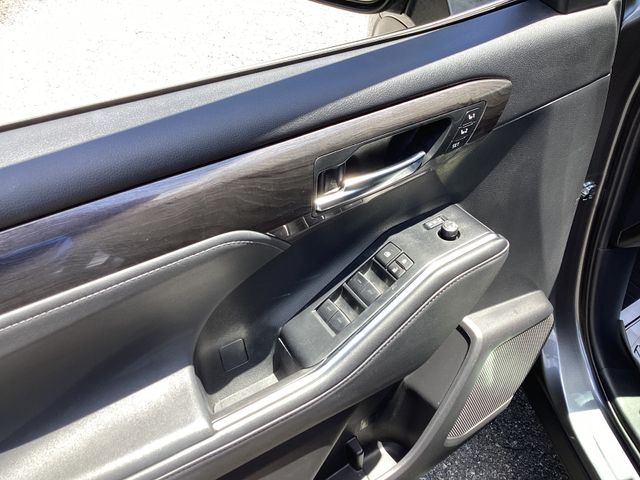 2024 Toyota Highlander Platinum - Photo 11