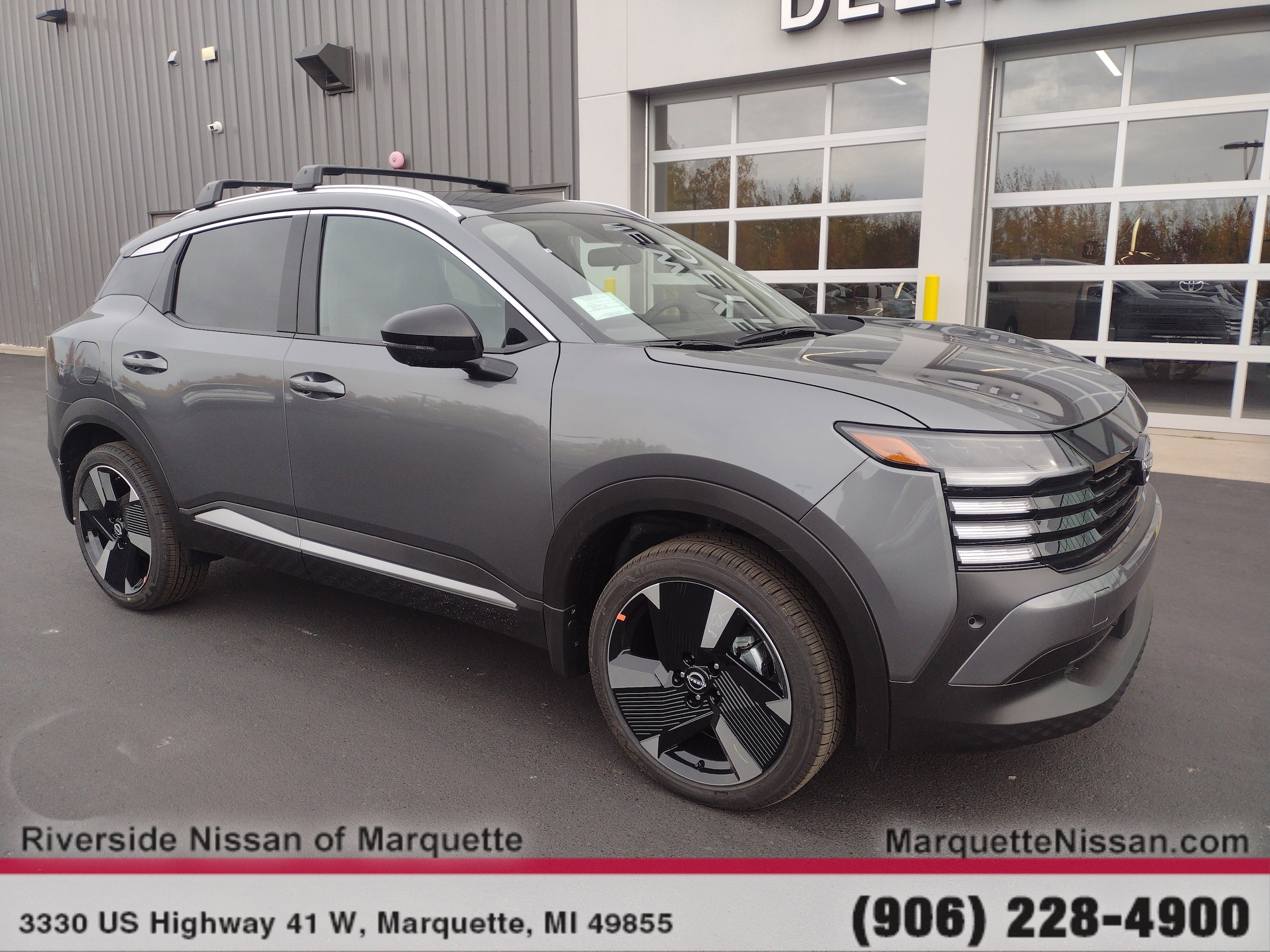 2026 Nissan KICKS SR AWD's photo