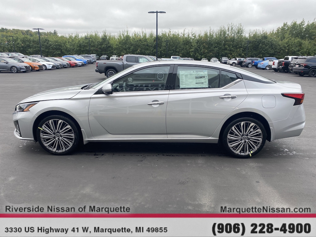 New 2025 Nissan Altima SL Sedan