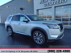 2025 Nissan Pathfinder Platinum SUV