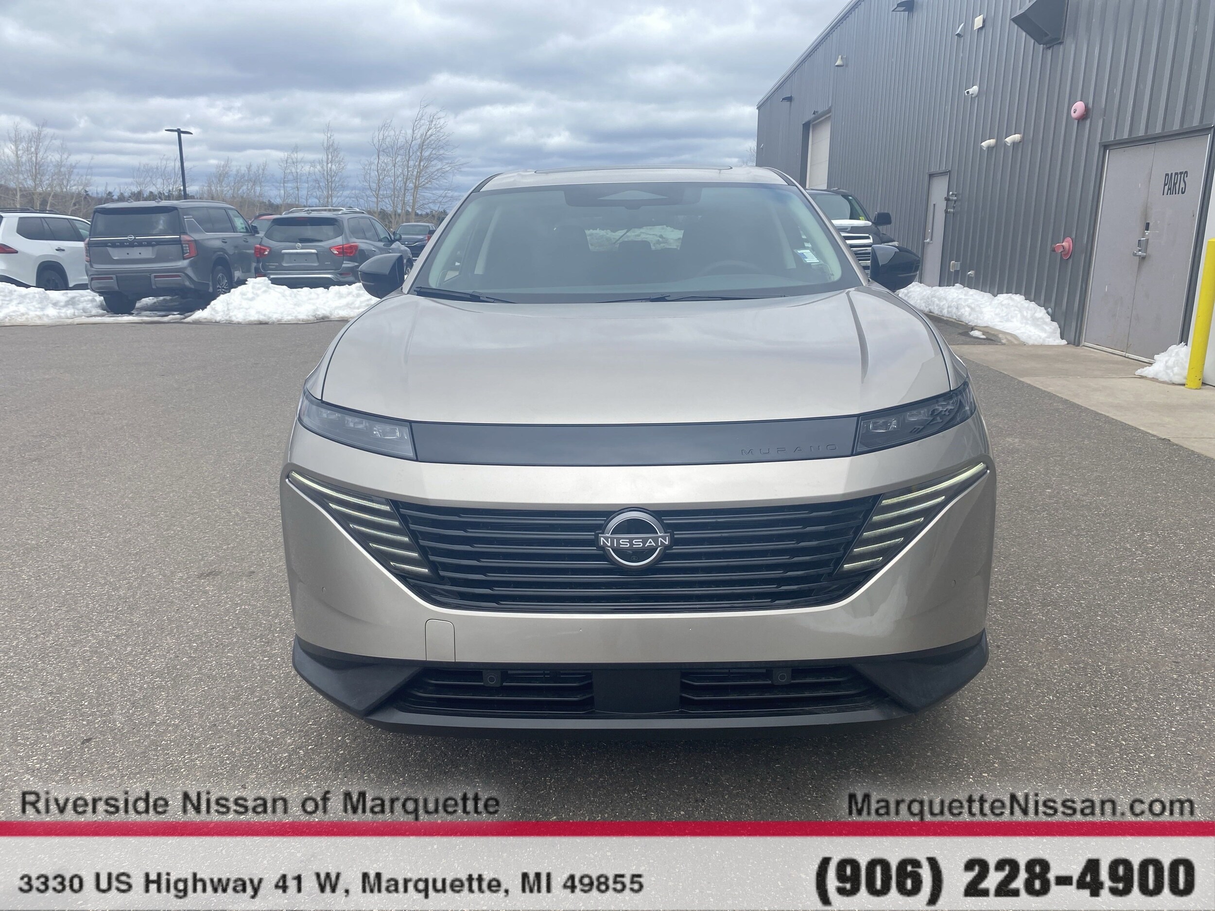 2025 Nissan Murano SL photo 2