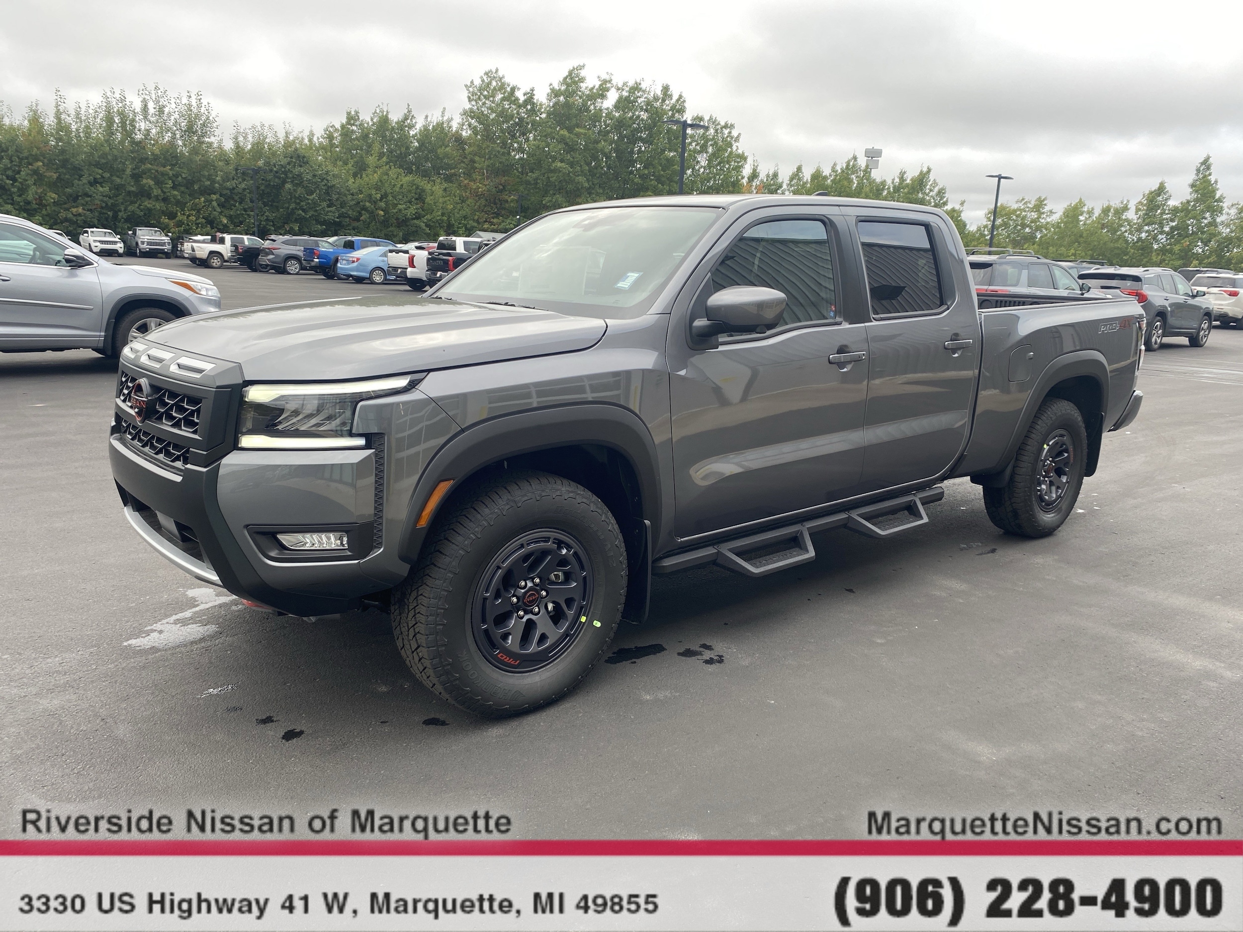 2026 Nissan Frontier PRO-4X's photo