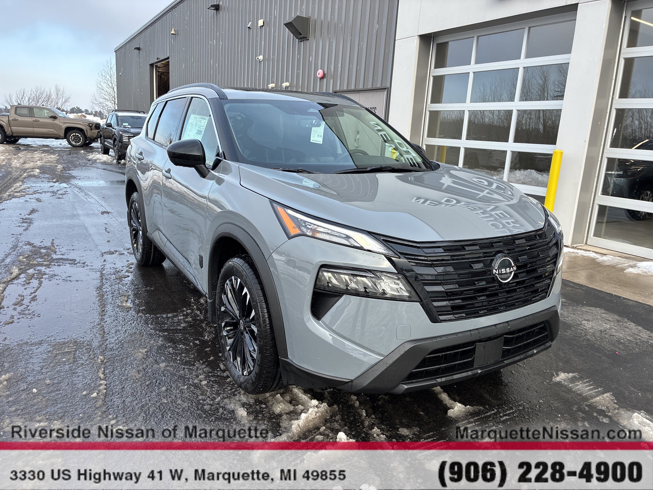 2026 Nissan Rogue Dark Armor's photo