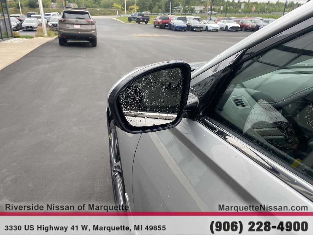 New 2025 Nissan Altima SL Sedan