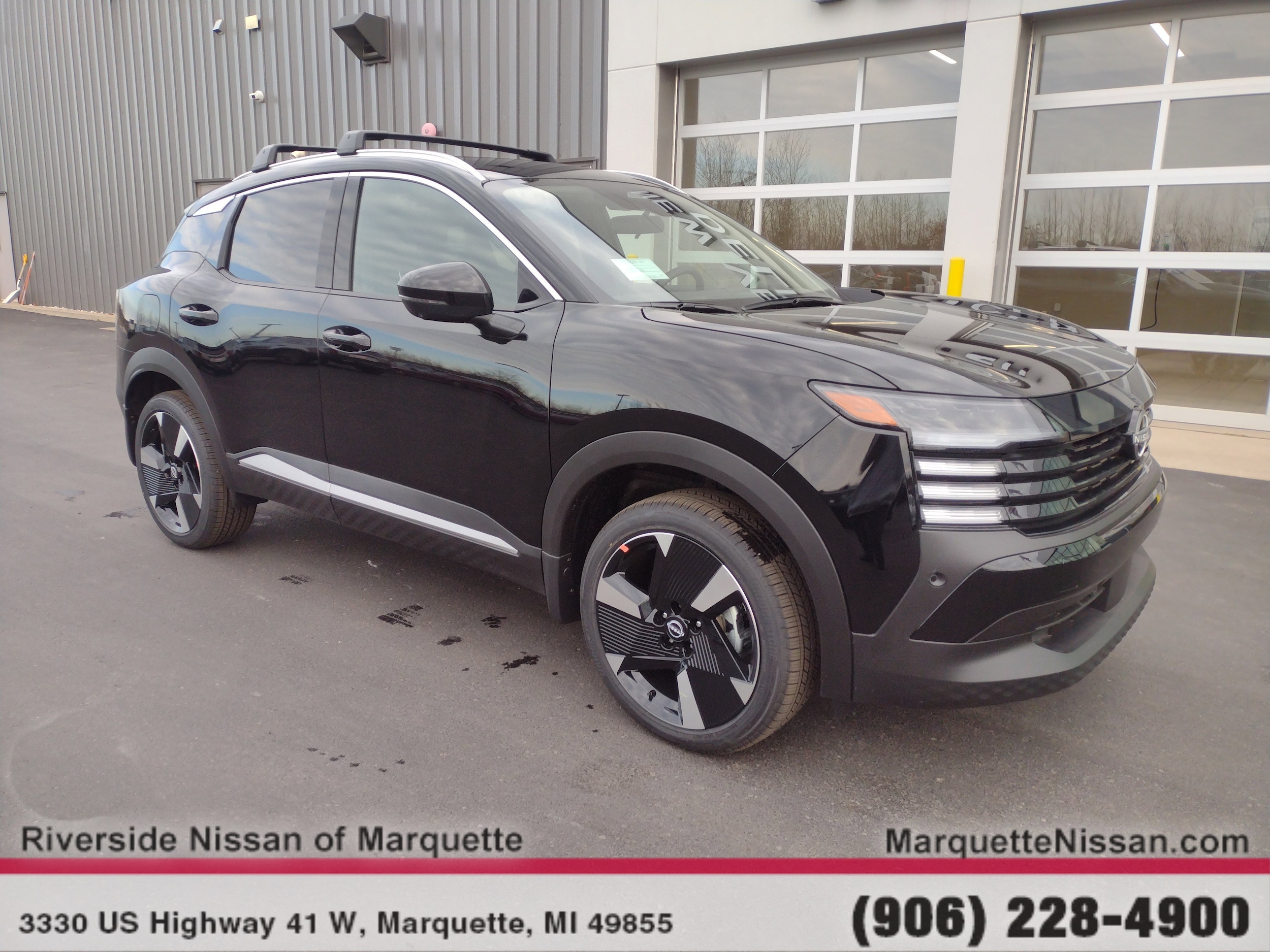 2026 Nissan KICKS SR AWD's photo