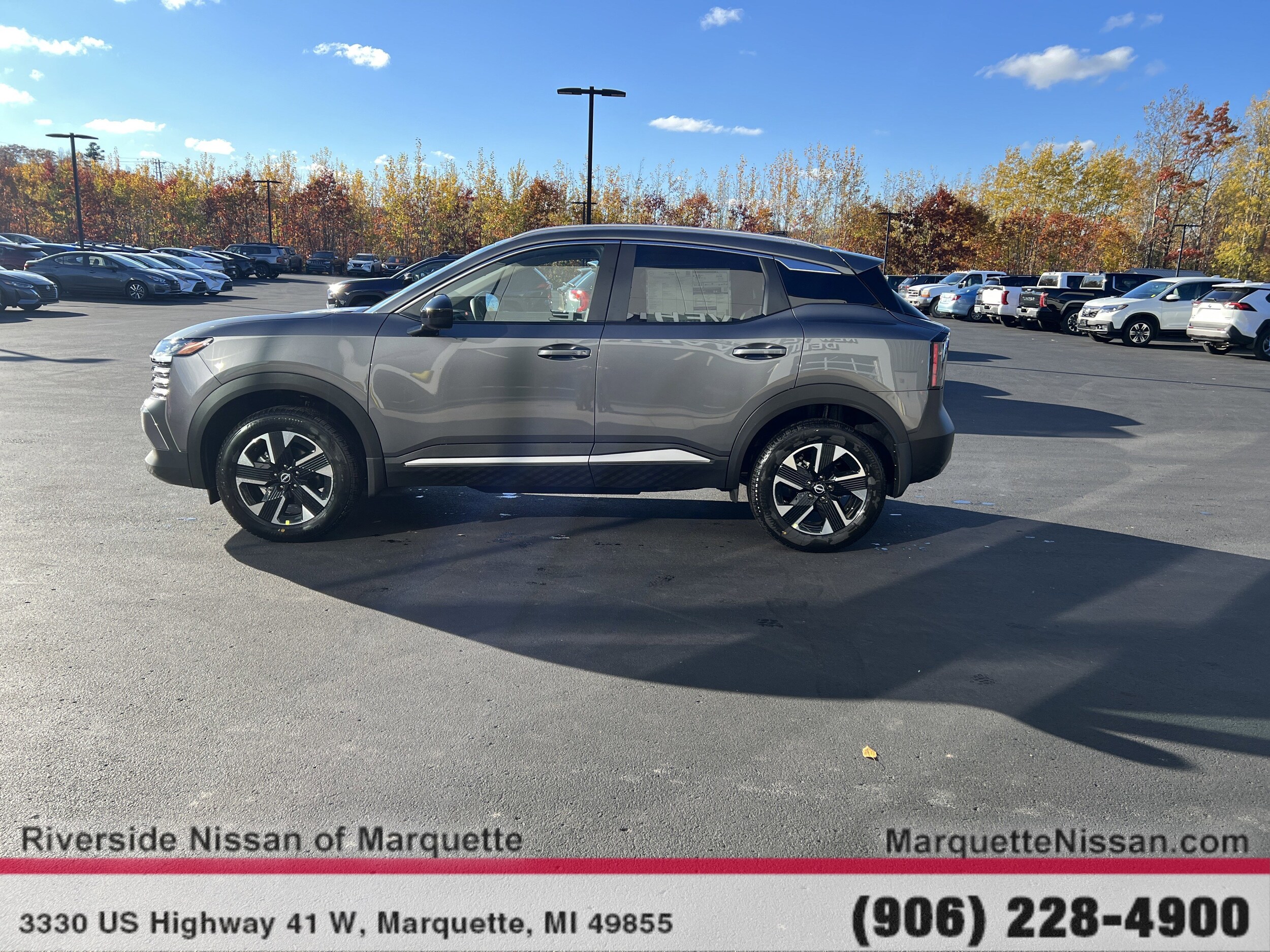 2026 Nissan Kicks SV photo 2