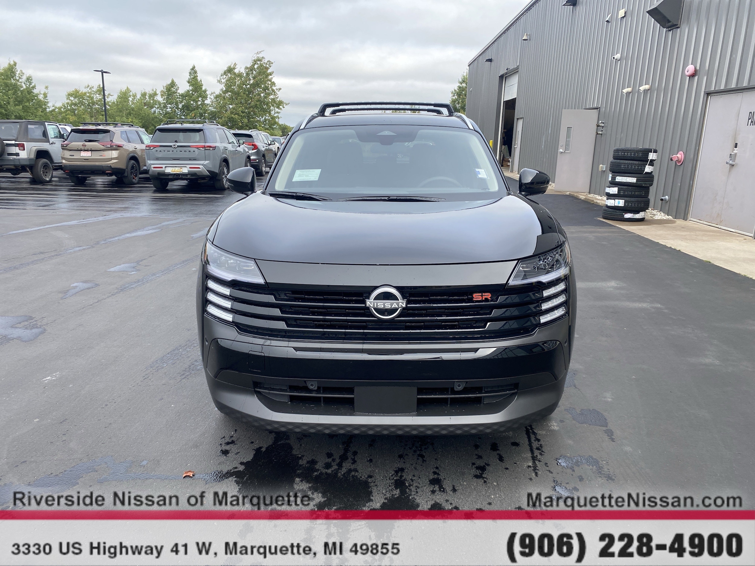 2026 Nissan KICKS SR AWD's photo