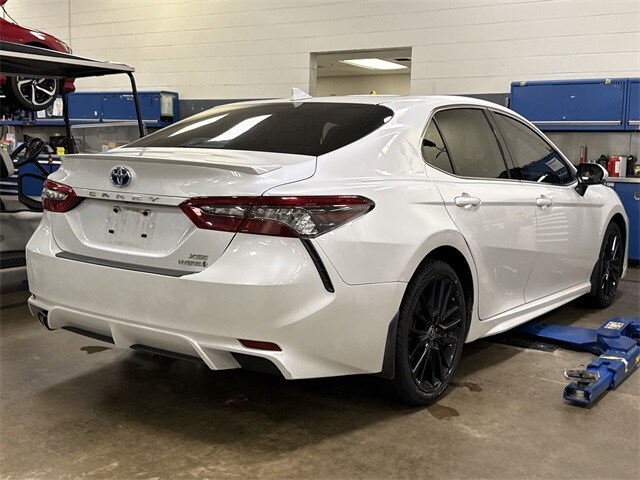 2023 Toyota Camry Hybrid XSE photo 3