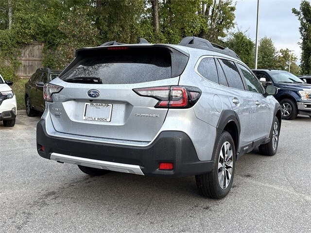 2025 Subaru Outback Limited photo 3
