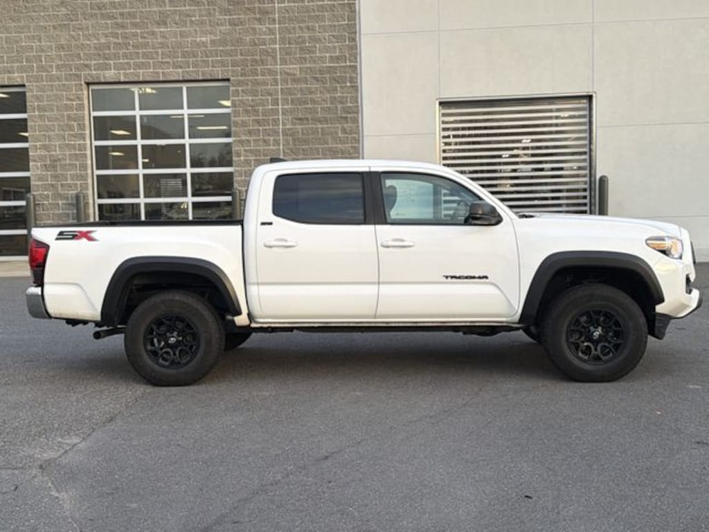 Used 2023 Toyota Tacoma SR5 Truck