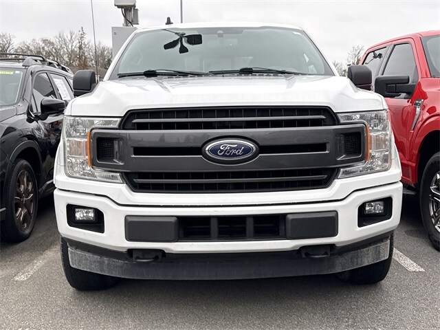 2019 Ford F-150 XLT photo 2