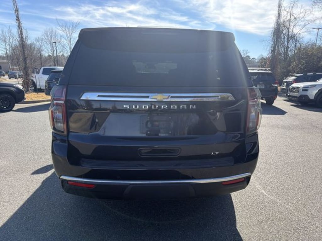 Used 2024 Chevrolet Suburban LT SUV