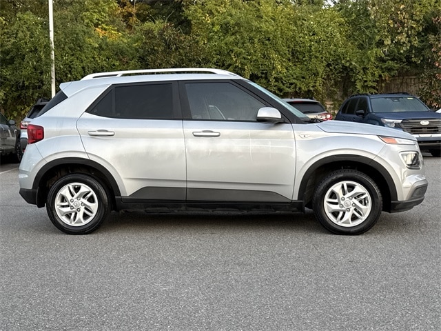 Used 2020 Hyundai Venue SEL with VIN KMHRC8A34LU047188 for sale in Little Rock, AR