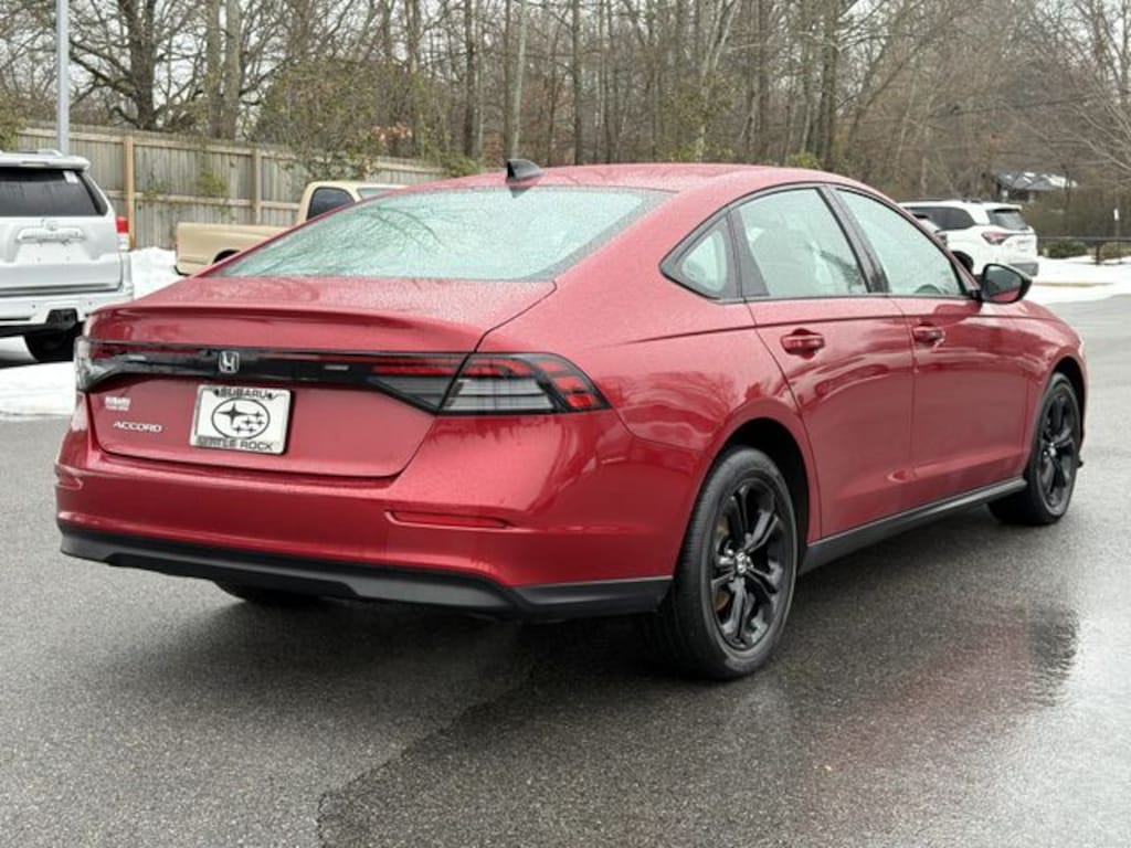 Used 2025 Honda Accord SE Sedan