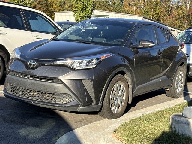 2021 Toyota C-HR LE photo 3