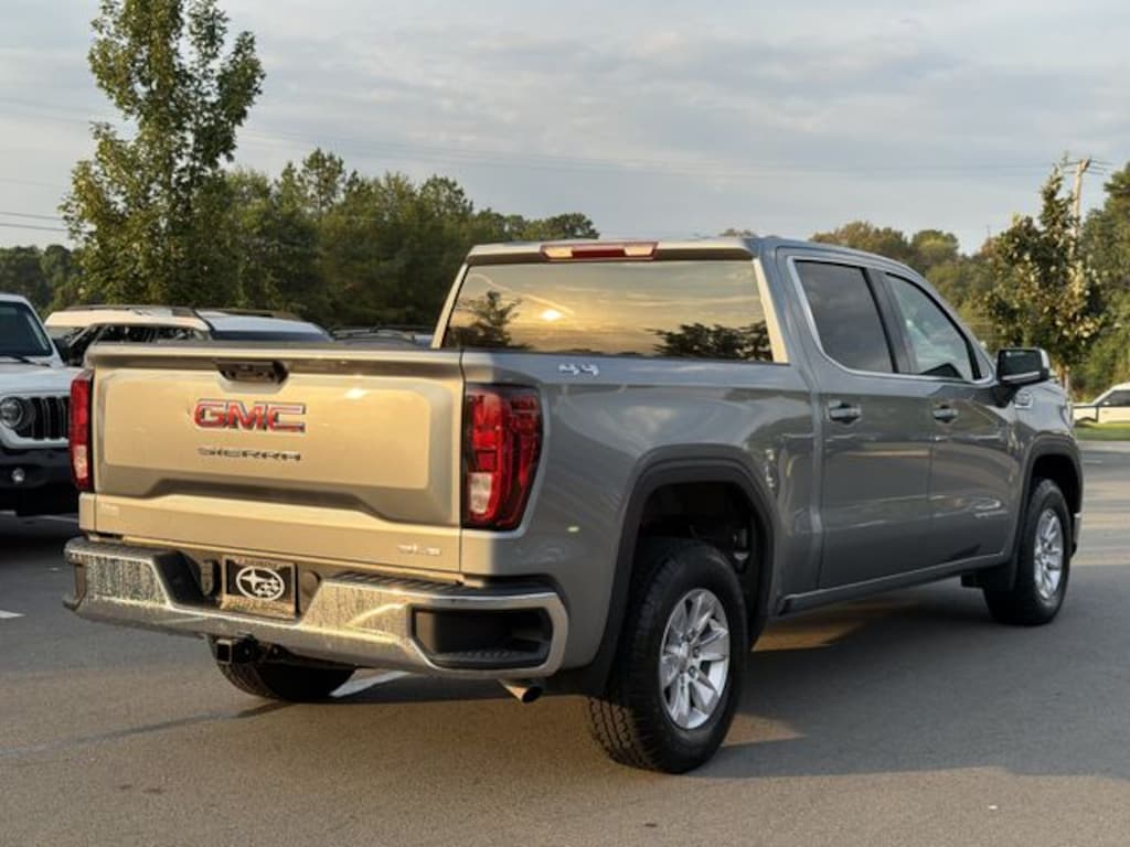 Used 2025 GMC Sierra 1500 SLE Truck