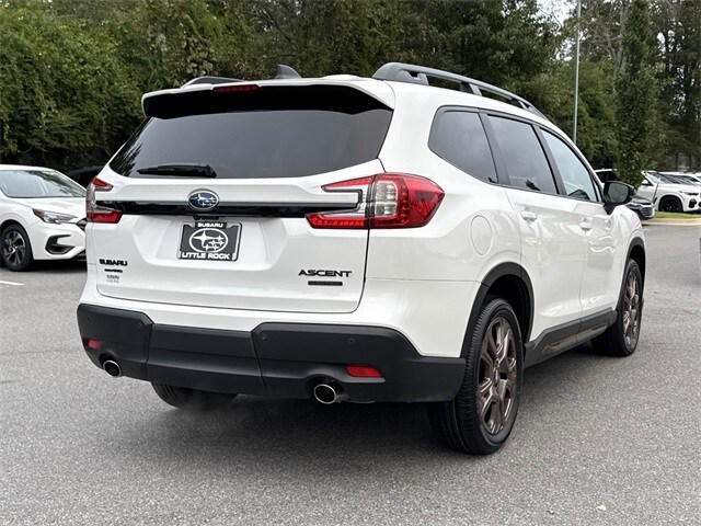 2025 Subaru Ascent Limited photo 3