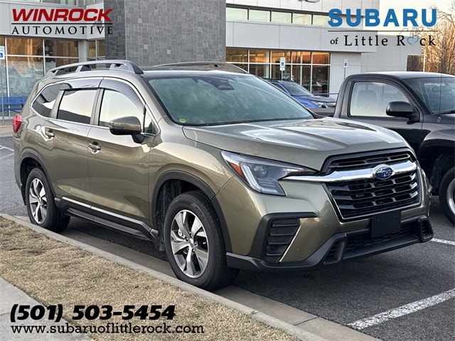 2023 Subaru Ascent Premium's photo