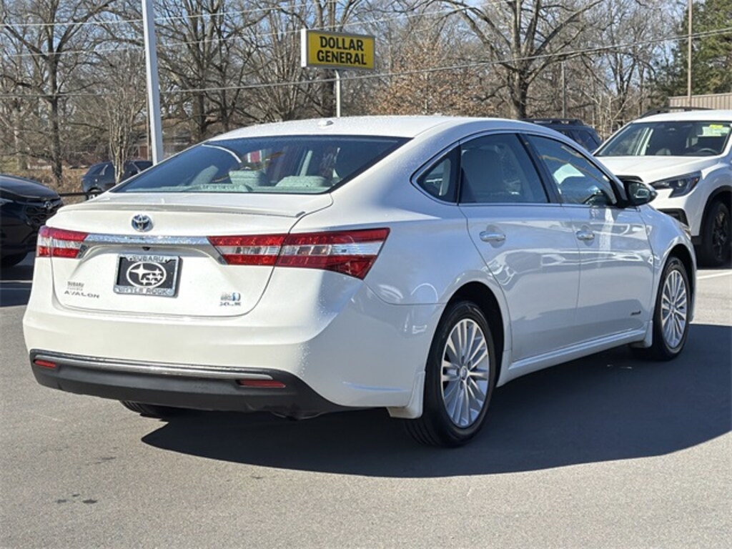 Used 2015 Toyota Avalon Hybrid Limited Sedan