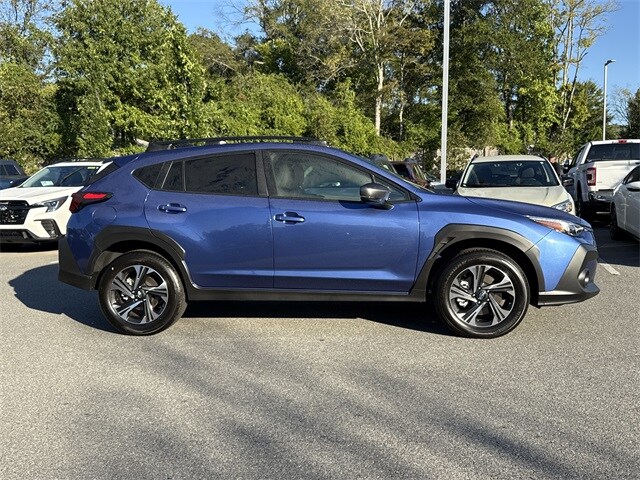 2025 Subaru Crosstrek Premium photo 2
