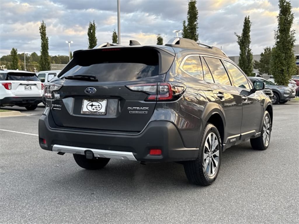 Used 2023 Subaru Outback Touring XT SUV