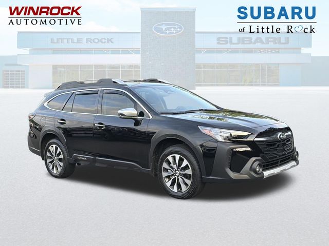 2025 Subaru Outback Touring's photo