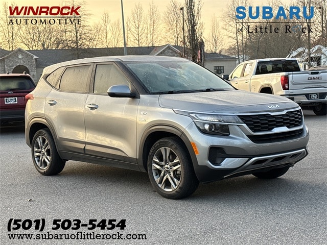 2023 Kia Seltos LX's photo