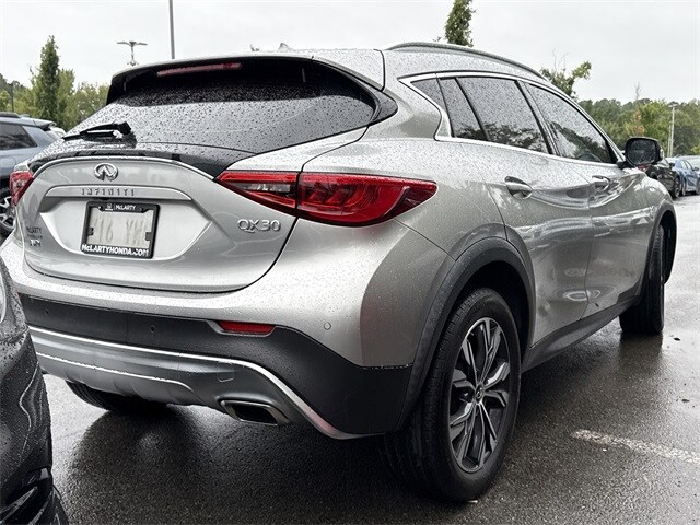 2019 Infiniti QX30 Luxe photo 4
