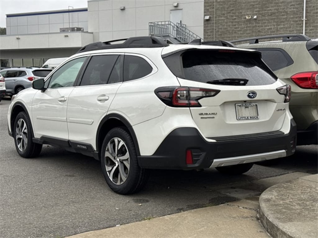 Used 2022 Subaru Outback Limited SUV