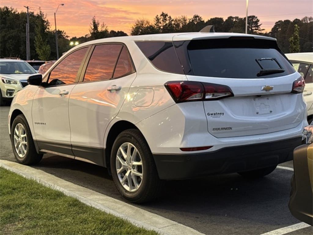 Used 2024 Chevrolet Equinox LS SUV