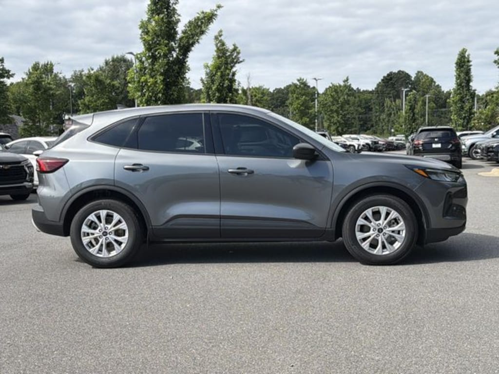 Used 2025 Ford Escape Active SUV