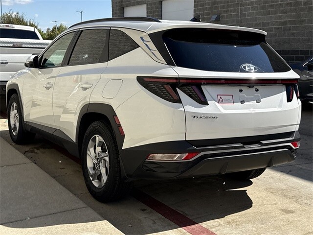 2022 Hyundai Tucson SEL photo 2