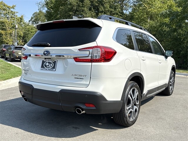 2025 Subaru Ascent Limited photo 2