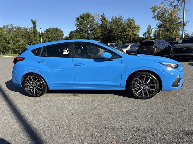2025 Subaru Impreza Sport photo 2