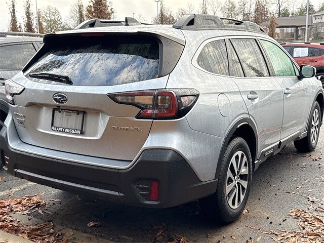 2021 Subaru Outback Premium photo 3