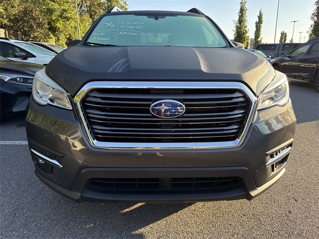 2021 Subaru Ascent Limited photo 2