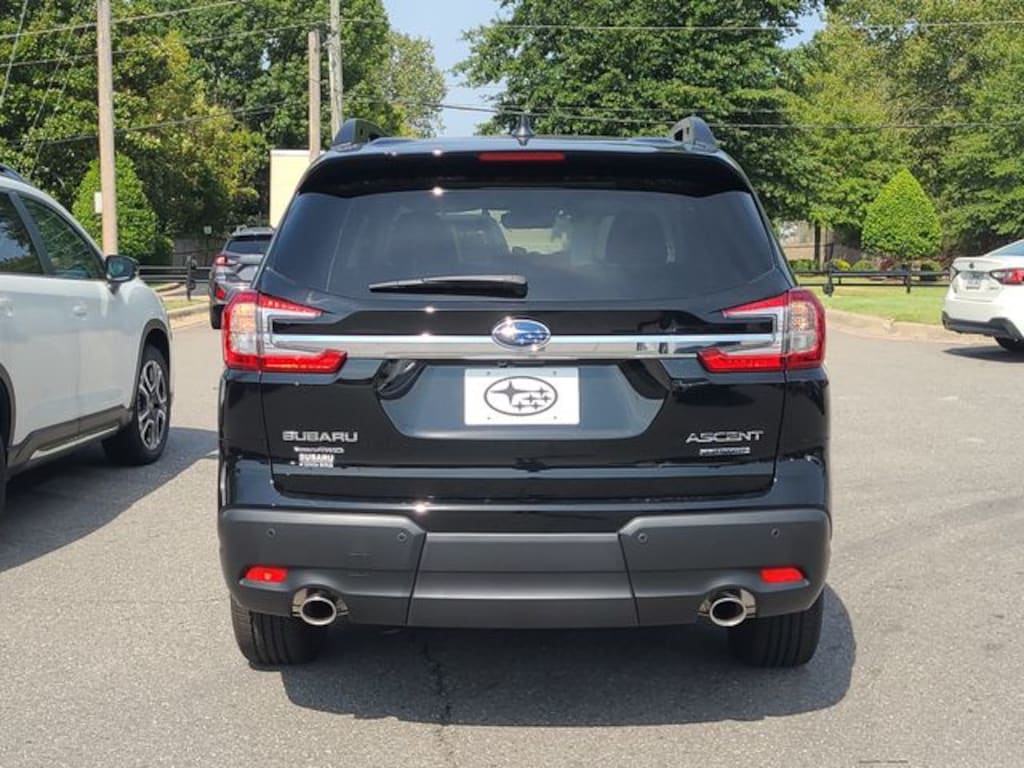 New 2026 Subaru Ascent Limited 8-Passenger SUV