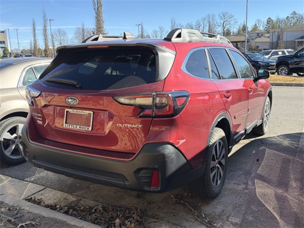 Used 2021 Subaru Outback Premium SUV