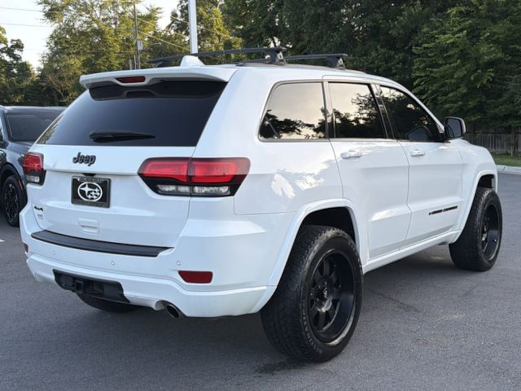 Used 2019 Jeep Grand Cherokee Altitude SUV