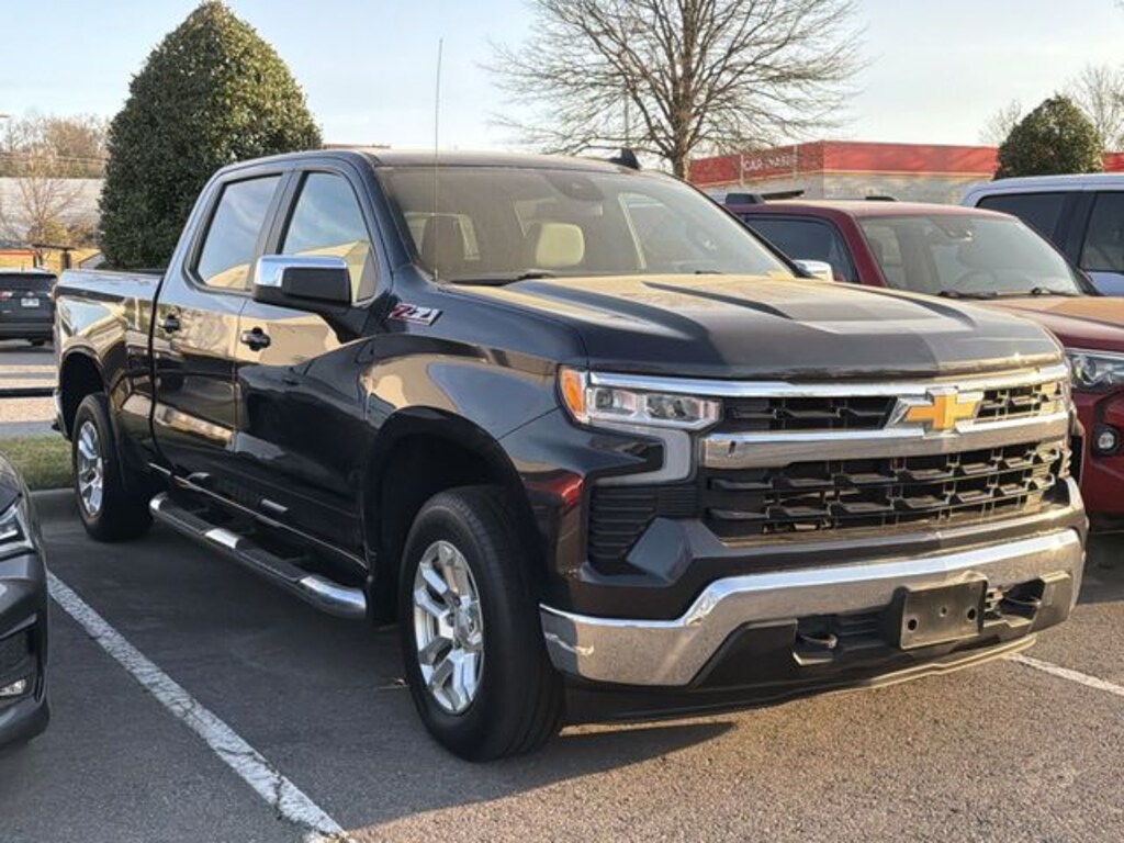 Used 2022 Chevrolet Silverado 1500 LT Truck