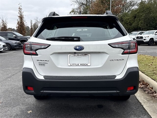 2025 Subaru Outback 2.5i photo 3