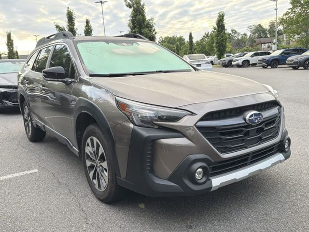 Used 2024 Subaru Outback Limited SUV