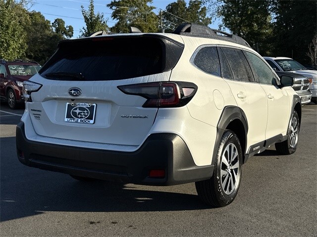 2024 Subaru Outback Premium photo 3