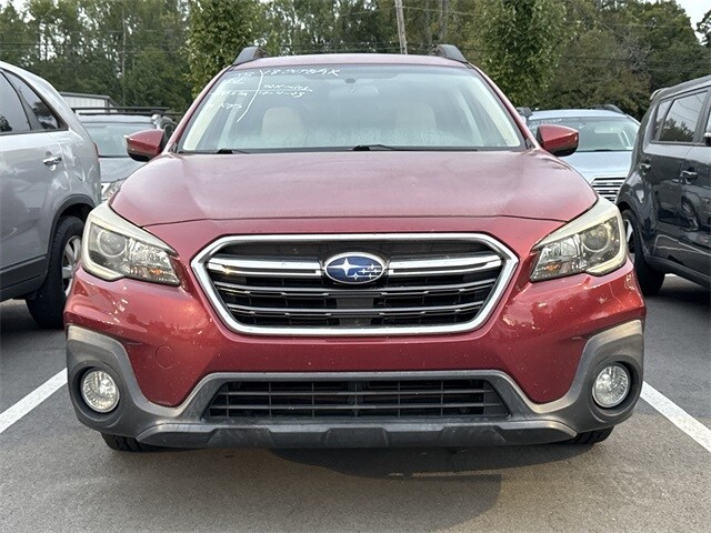 2018 Subaru Outback 2.5i Premium photo 2