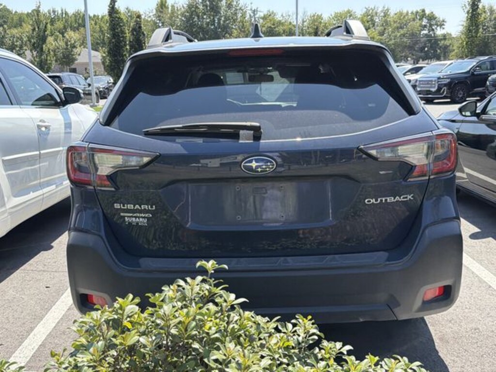 Used 2025 Subaru Outback Premium SUV