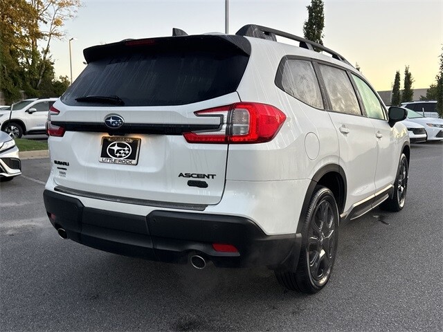 2025 Subaru Ascent Onyx Edition photo 2